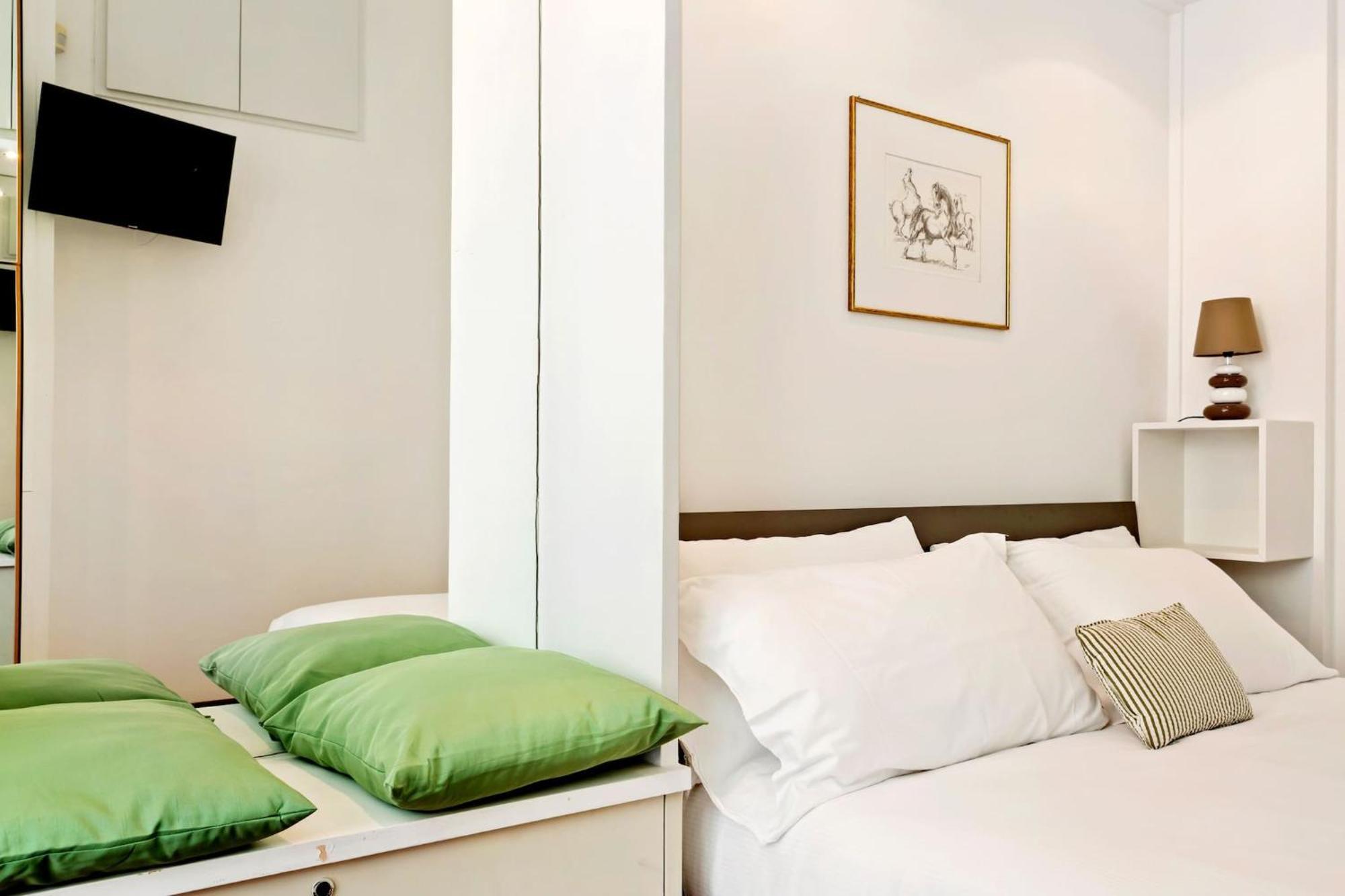 Lovely Apartments In The Hearth Of Brera By Rentopolis Milão Exterior foto