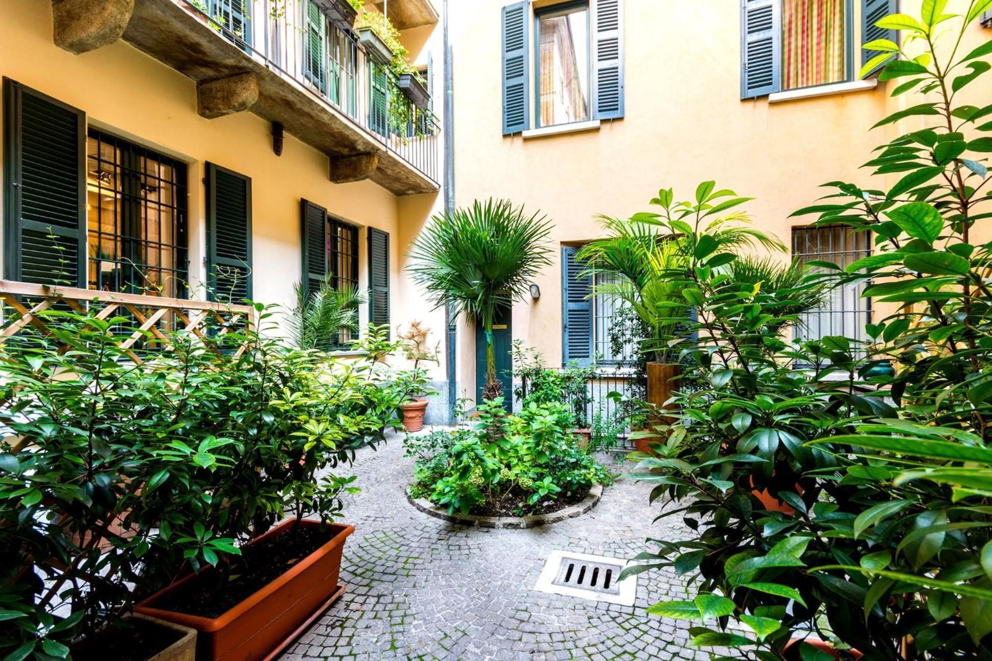 Lovely Apartments In The Hearth Of Brera By Rentopolis Milão Exterior foto