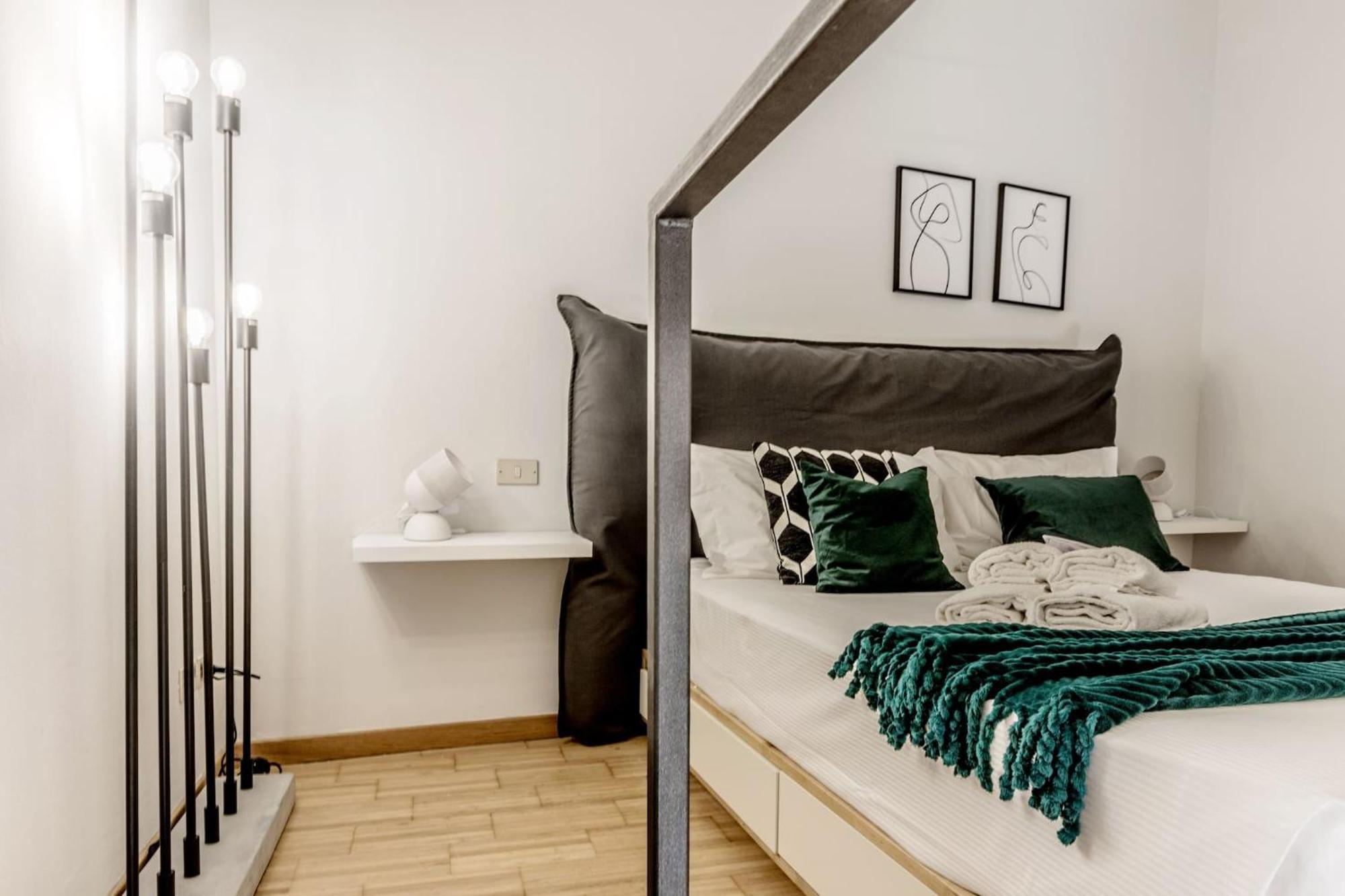 Lovely Apartments In The Hearth Of Brera By Rentopolis Milão Exterior foto